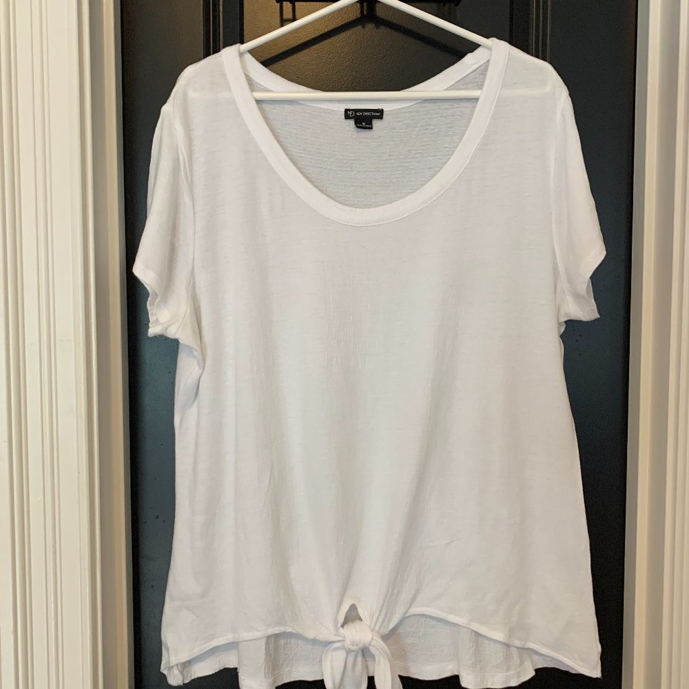 Ladies White Top by New Direction
